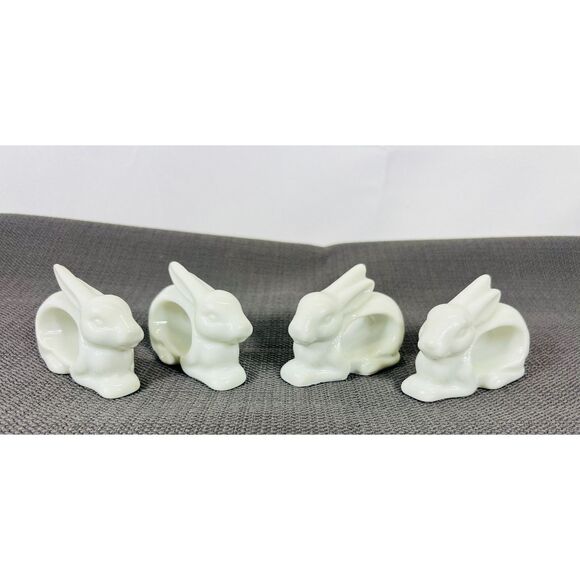 Set of 4 White Rabbit Bunny Ceramic Napkin Rings Made in Japan - Picture 1 of 8